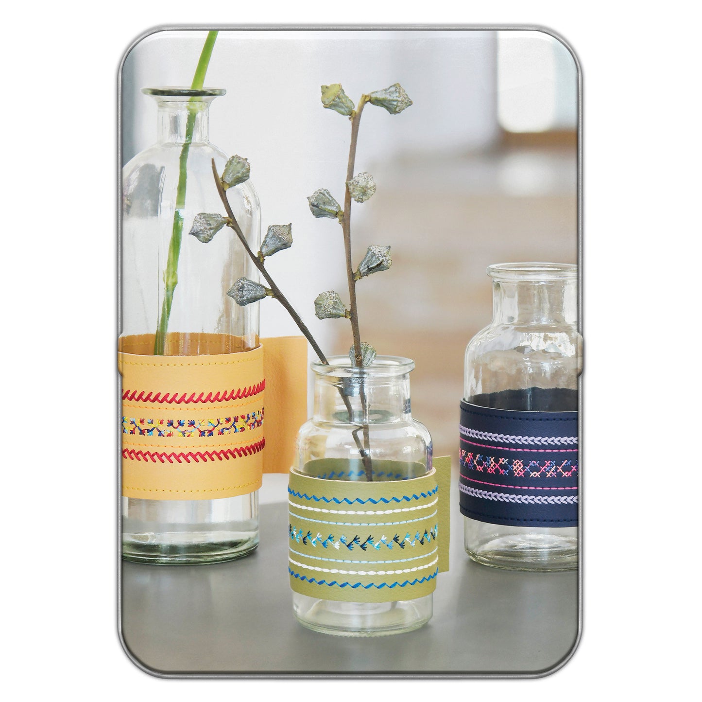 Gutermann Thread Storage Tin Deco Stitch 70: 8 x 70m