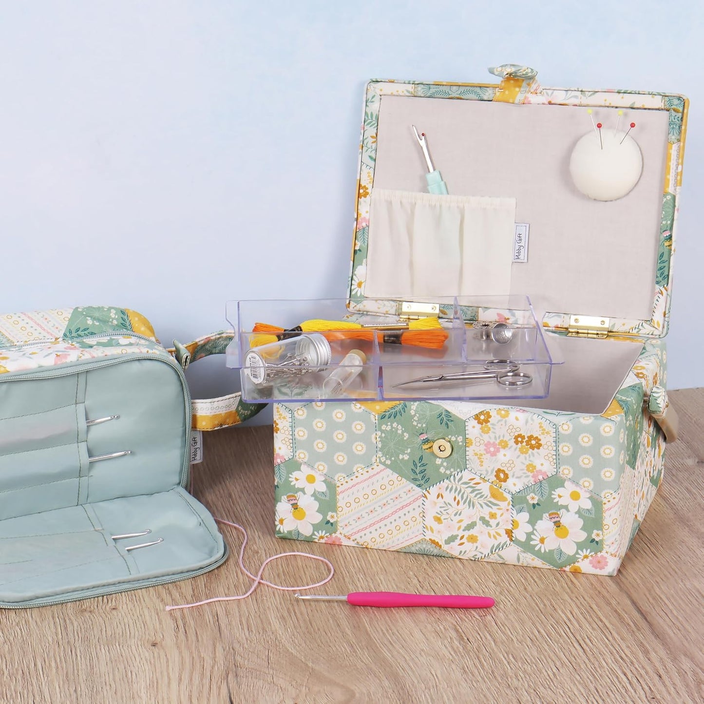 Hobby Gift Sewing Box (M) Patchwork Bee