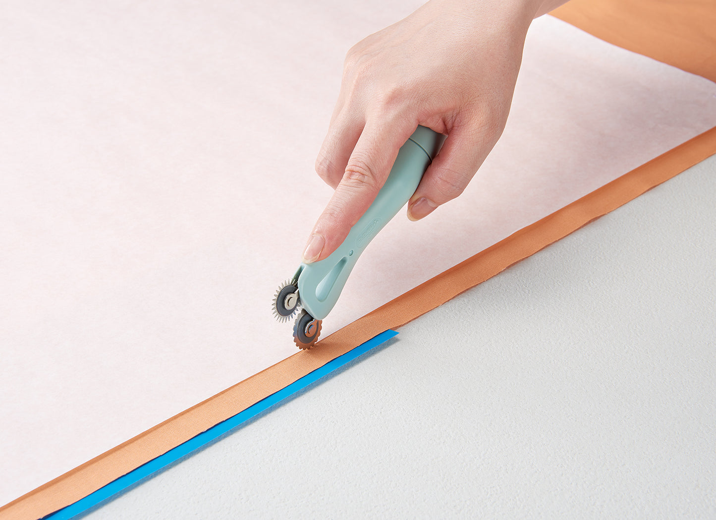 Clover Tracing Wheel: Triple: Grip Fit