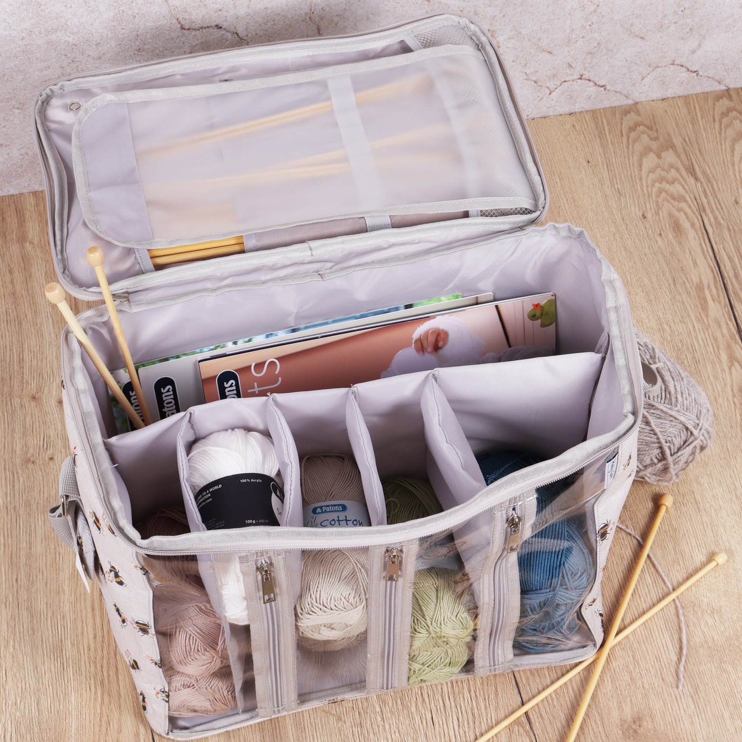 Hobby Gift Knitting Bag with Yarn Storage: Bee