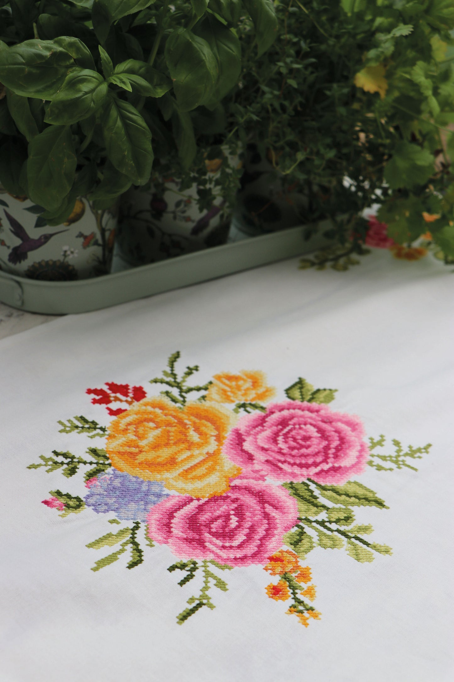 Trimits Printed Cross Stitch Kit Table Runner: Floral Bouquet