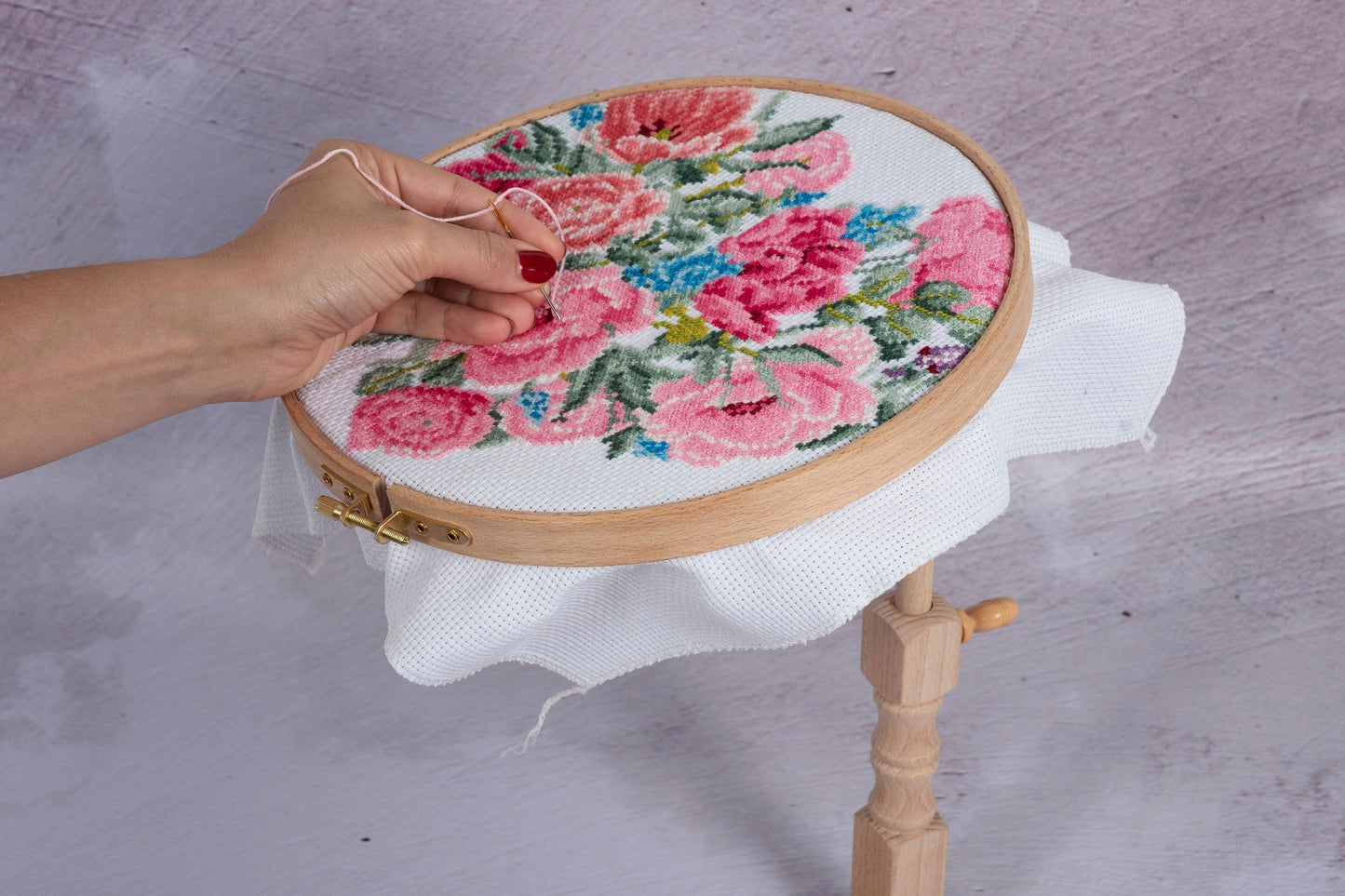 Milward Embroidery Hoop with Hinge Beech Wood 25.5cm